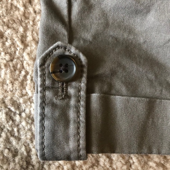 Banana Republic shorts - Picture 2 of 4